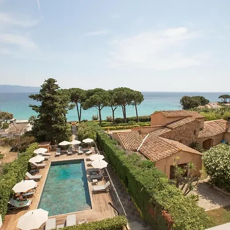 Hotel La Pinède 3*