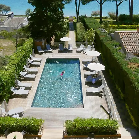 La Pinède 3*