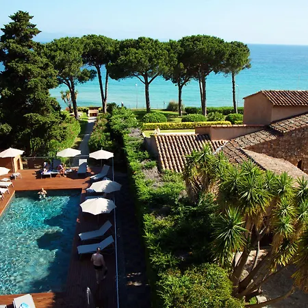 La Pinede Отель