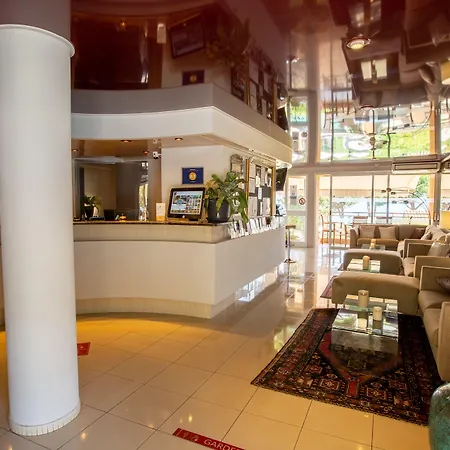 La Pinède Hotel