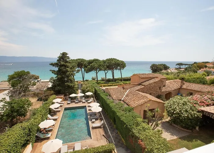 Hotel La Pinede 3*