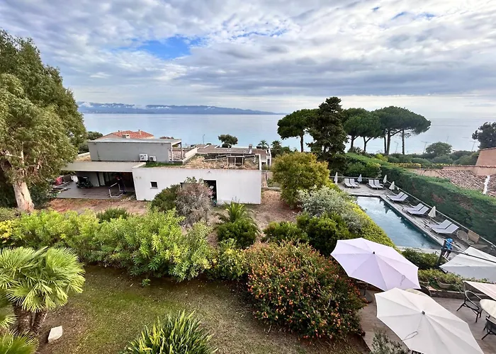 La Pinede Hotel