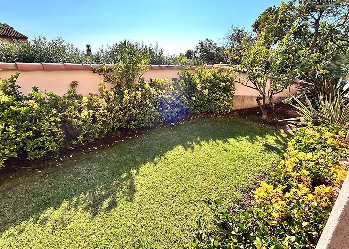 Hotel La Pinède Ajaccio (Corsica)