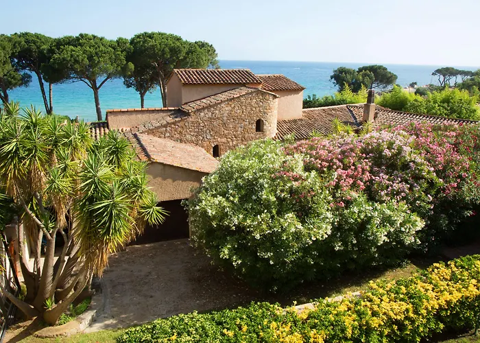 La Pinede 3* Ajaccio (Corsica)